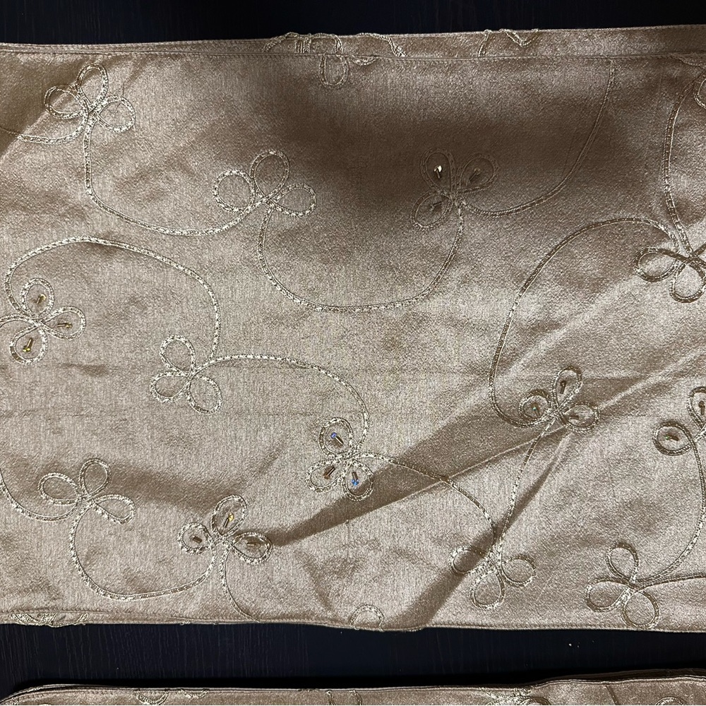 JCPenney Gold Embroidered Table Linens EASTER SPECIAL - Picture 3 of 6